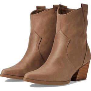 DOLCE VITA Keilani Western Cowboy Pointed Toe Boots NEW